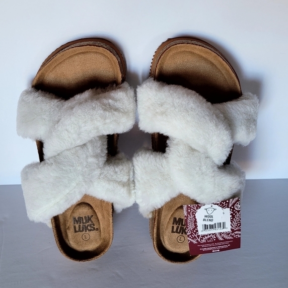 Muk Luks Women's Wool Faux Fur Blend Slippers Vanilla Large 9-10 - Picture 1 of 5
